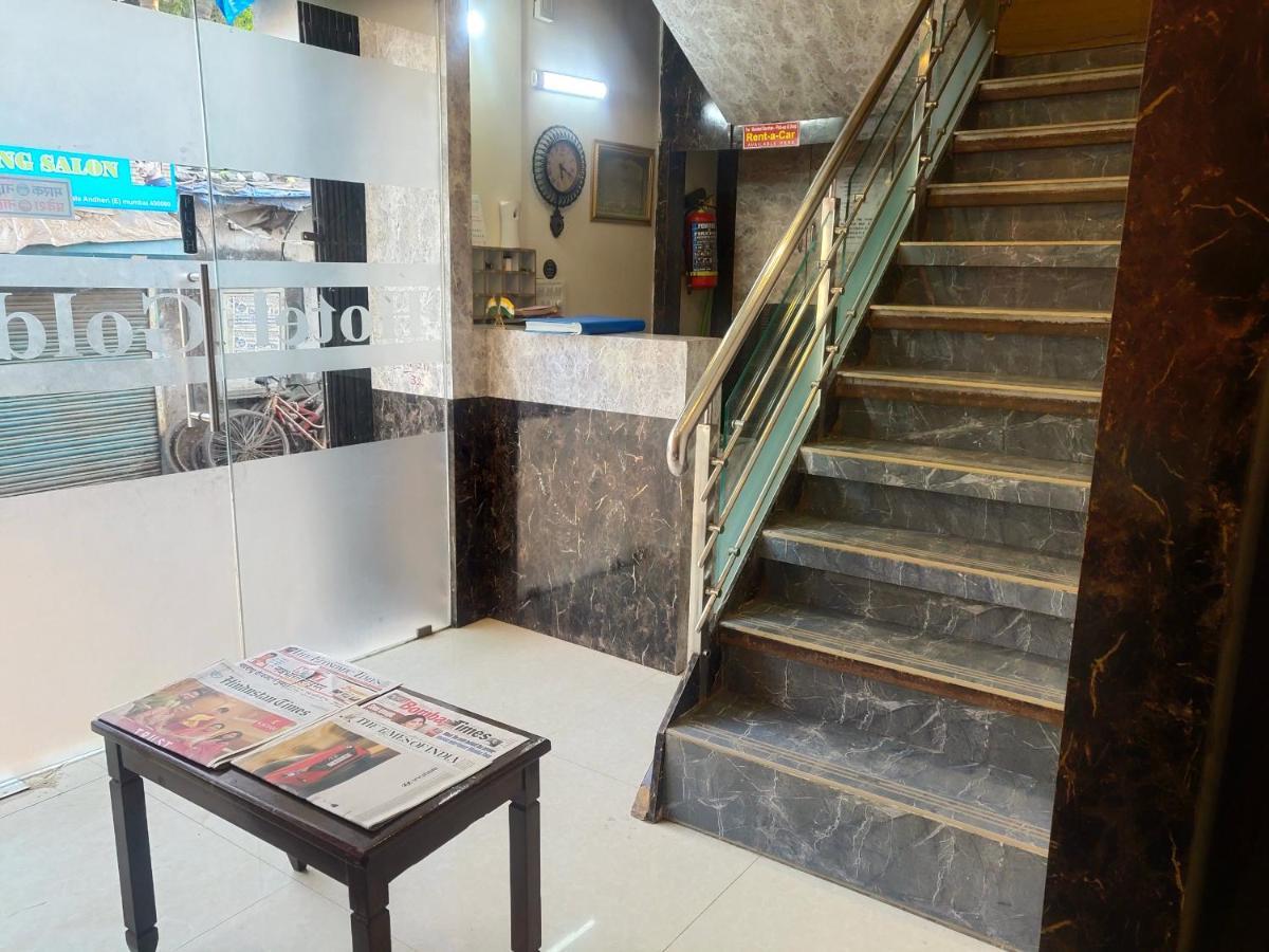 Hotel Golden Nest Popular Residency Мумбай Екстериор снимка